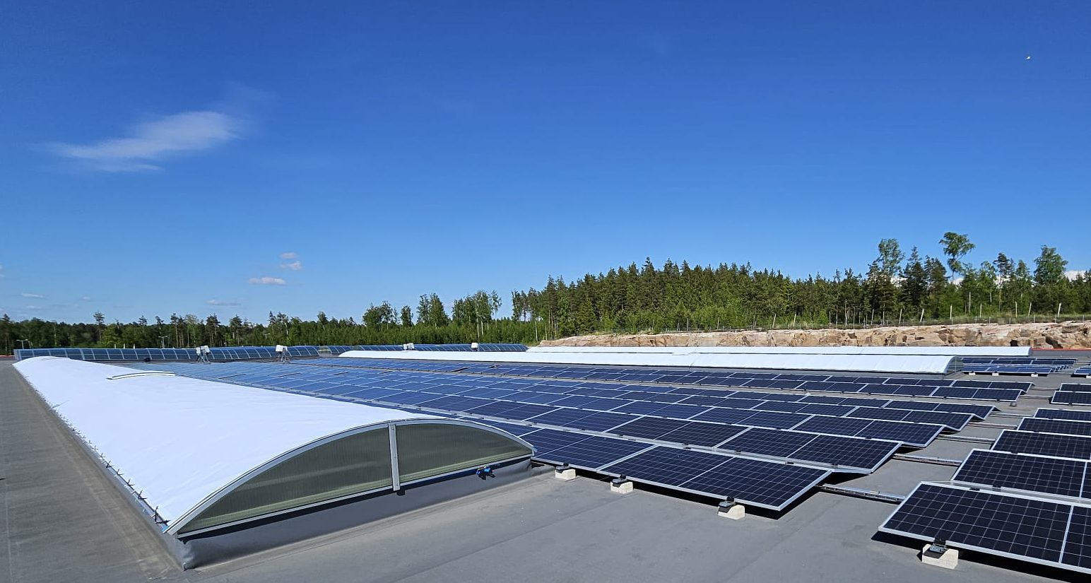 Solar panels with Coolmonkey passive shield system